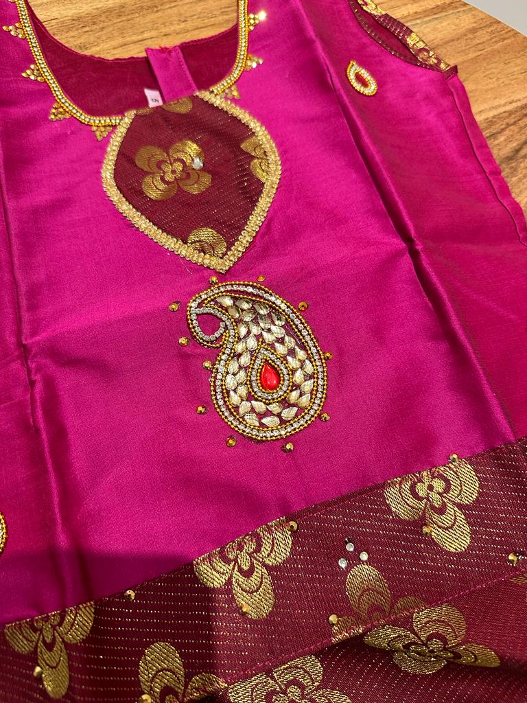 Pattu Pavadai