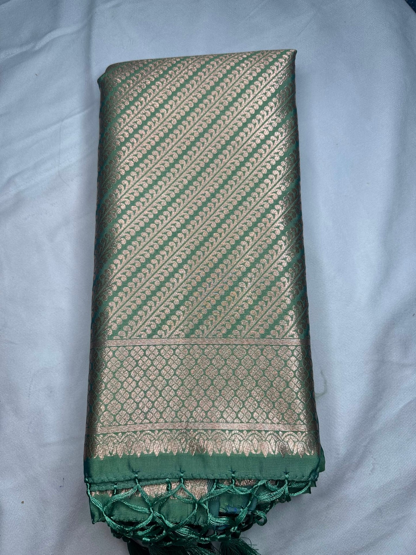 Butter silk saree - green